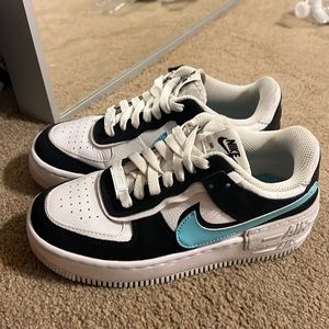 Nike Air Force 1 shadow